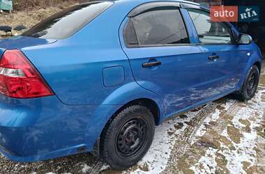 Седан Chevrolet Aveo 2006 в Яремчі