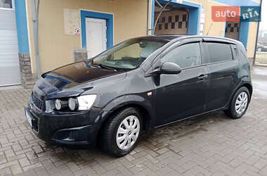 Хэтчбек Chevrolet Aveo 2011 в Межгорье