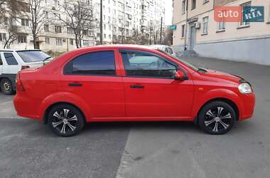 Седан Chevrolet Aveo 2007 в Десні