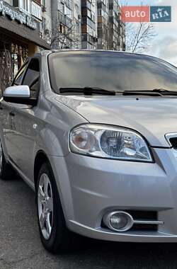 Седан Chevrolet Aveo 2007 в Николаеве