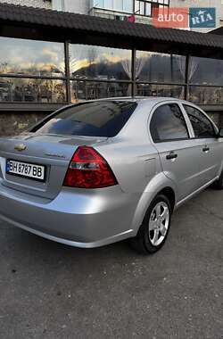 Седан Chevrolet Aveo 2007 в Николаеве