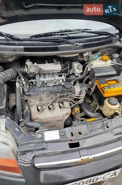 Седан Chevrolet Aveo 2005 в 