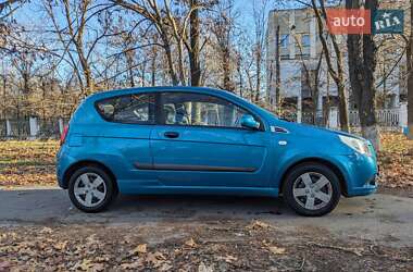 Хэтчбек Chevrolet Aveo 2008 в Херсоне