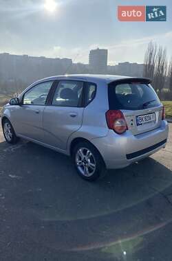 Хетчбек Chevrolet Aveo 2011 в Рівному