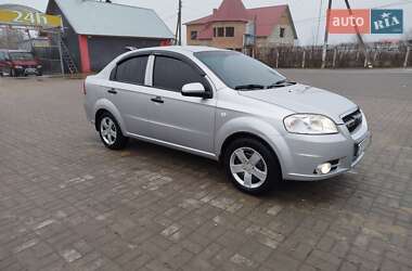 Седан Chevrolet Aveo 2008 в Черновцах