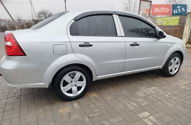 Седан Chevrolet Aveo 2008 в Черновцах