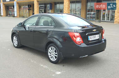 Седан Chevrolet Aveo 2012 в Кривому Розі