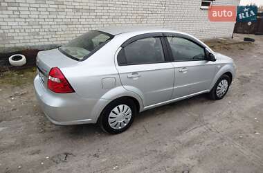 Седан Chevrolet Aveo 2008 в Києві