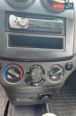 Седан Chevrolet Aveo 2007 в 
