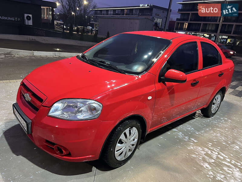 Седан Chevrolet Aveo 2008 в Ужгороде