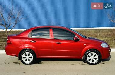 Седан Chevrolet Aveo 2010 в Дніпрі