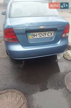 Седан Chevrolet Aveo 2004 в 