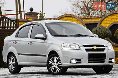 Седан Chevrolet Aveo 2011 в Дніпрі