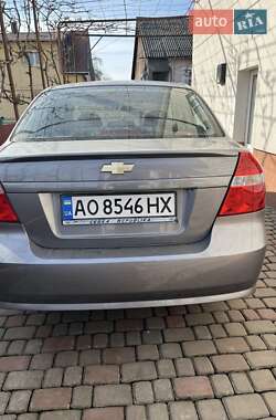 Седан Chevrolet Aveo 2009 в Хусті