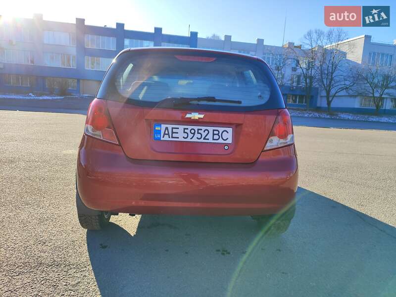 Хетчбек Chevrolet Aveo 2006 в Дніпрі