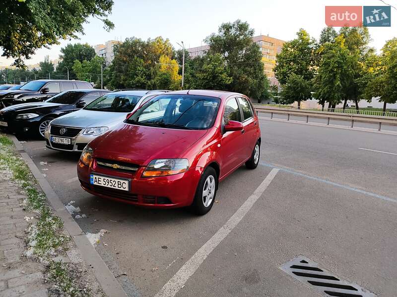 Хетчбек Chevrolet Aveo 2006 в Дніпрі