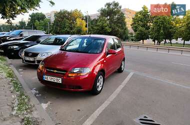 Хэтчбек Chevrolet Aveo 2006 в 