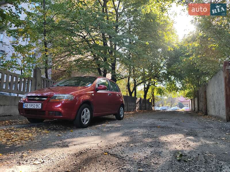 Хетчбек Chevrolet Aveo 2006 в Дніпрі
