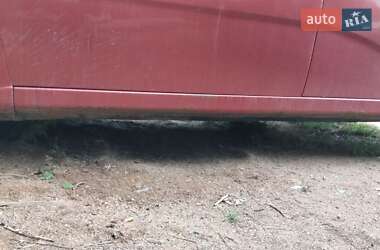 Хэтчбек Chevrolet Aveo 2005 в 