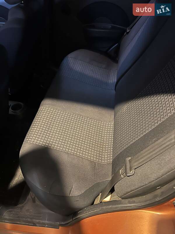 Седан Chevrolet Aveo 2006 в Дружковке