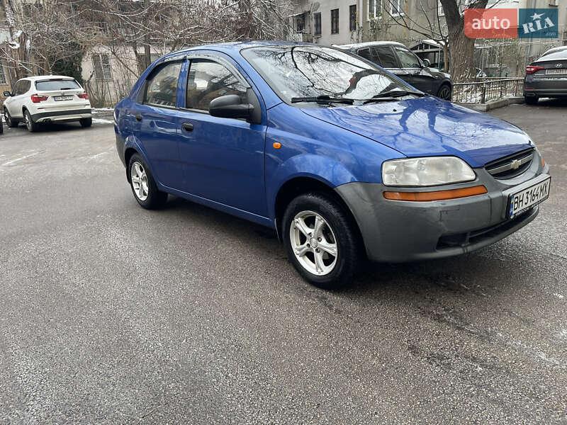 Седан Chevrolet Aveo 2004 в Одессе