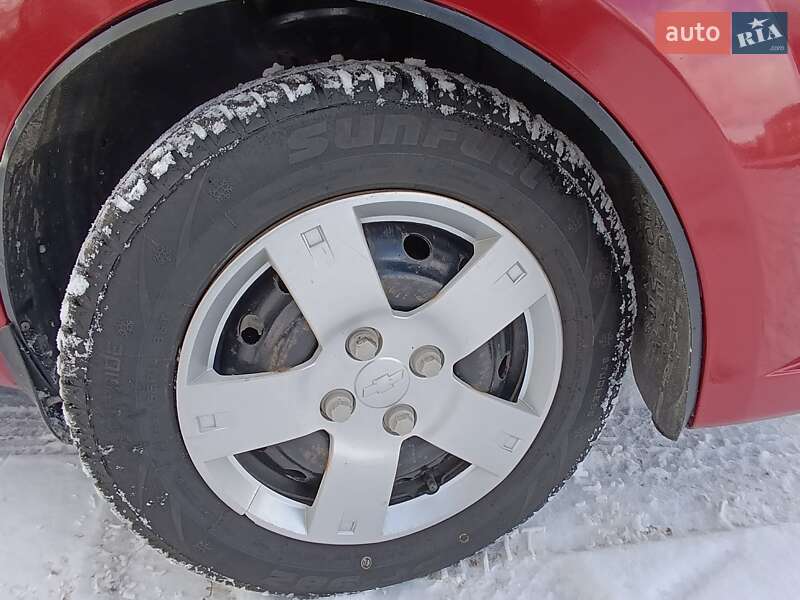 Седан Chevrolet Aveo 2007 в Лохвиці