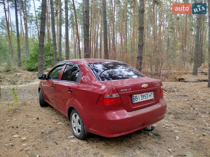 Седан Chevrolet Aveo 2007 в Лохвиці