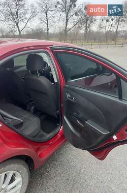 Седан Chevrolet Aveo 2012 в 