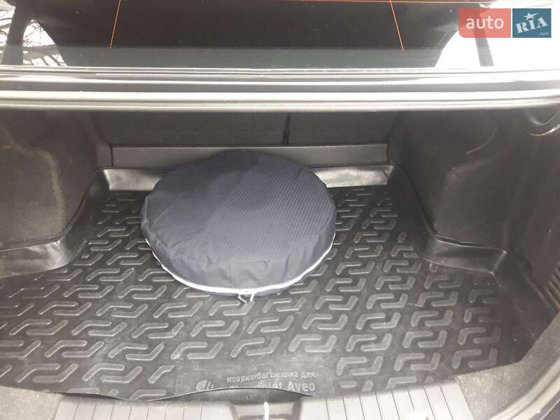 Седан Chevrolet Aveo 2011 в Запоріжжі