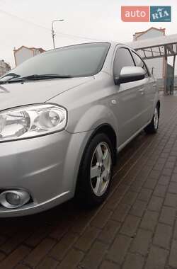 Седан Chevrolet Aveo 2007 в Киеве