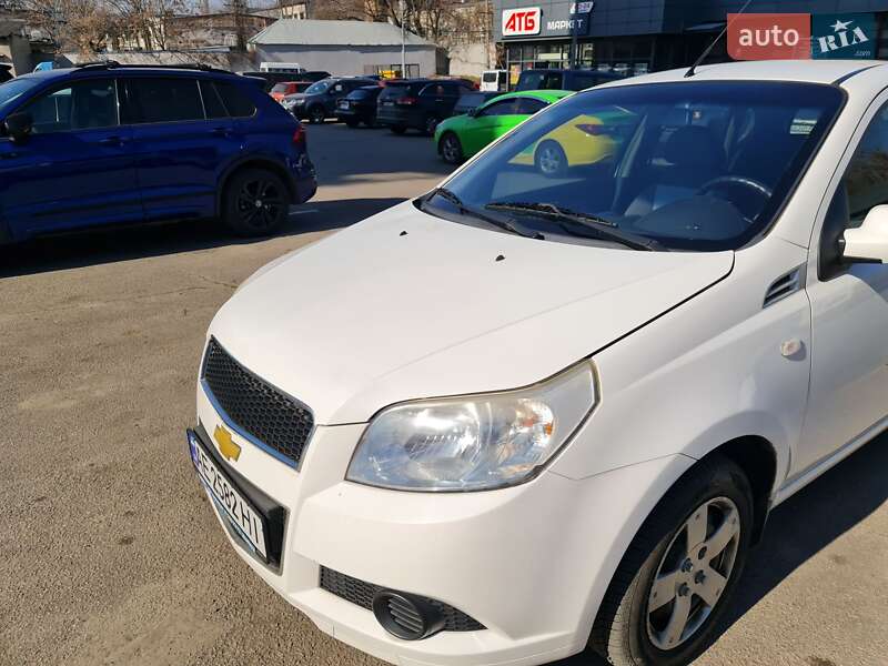 Хэтчбек Chevrolet Aveo 2008 в Днепре