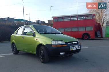 Седан Chevrolet Aveo 2004 в Ужгороде