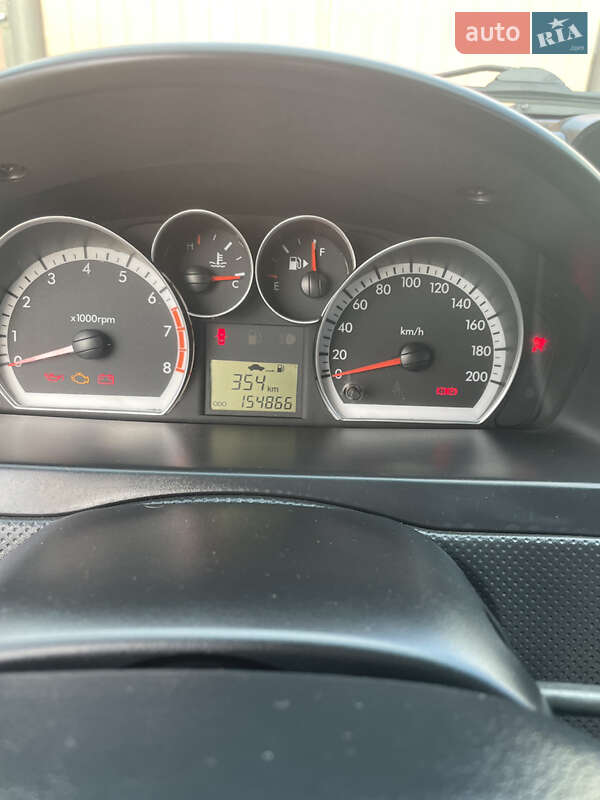 Седан Chevrolet Aveo 2007 в Краснограде