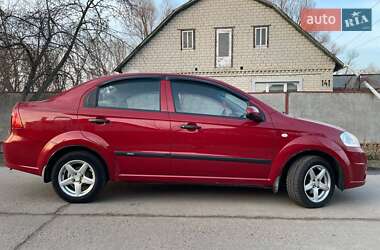 Седан Chevrolet Aveo 2008 в Прилуках