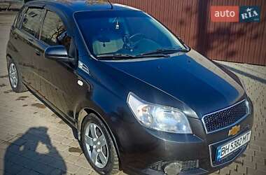 Хетчбек Chevrolet Aveo 2011 в Роздільній