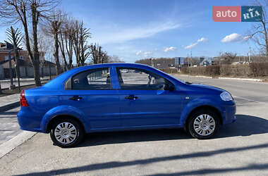 Седан Chevrolet Aveo 2008 в 