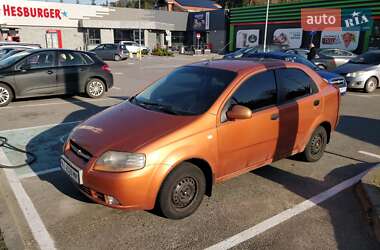 Седан Chevrolet Aveo 2005 в 