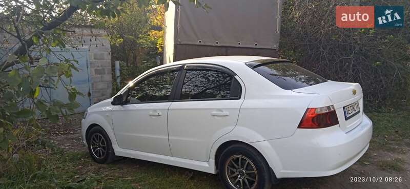 Седан Chevrolet Aveo 2008 в Дніпрі