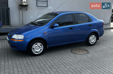 Седан Chevrolet Aveo 2005 в 