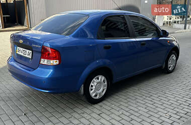 Седан Chevrolet Aveo 2005 в 