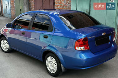 Седан Chevrolet Aveo 2005 в 