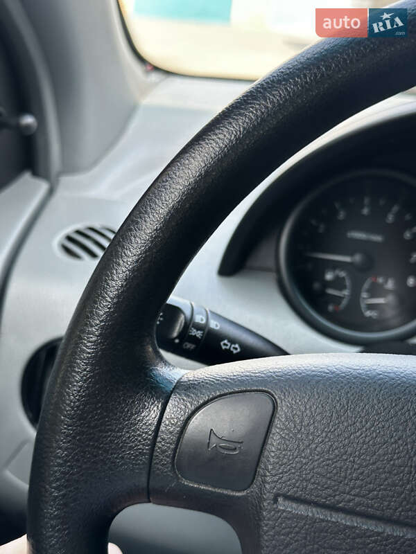 Седан Chevrolet Aveo 2005 в Киеве фото 34 Седан Chevrolet Aveo 2005 в Киеве