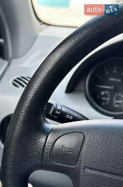 Седан Chevrolet Aveo 2005 в 