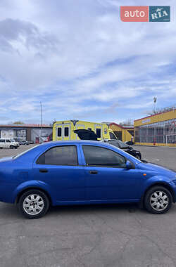 Седан Chevrolet Aveo 2005 в 
