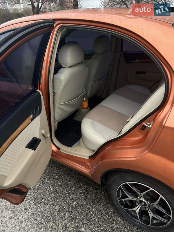 Седан Chevrolet Aveo 2007 в Чернигове