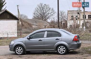 Седан Chevrolet Aveo 2011 в Прилуках