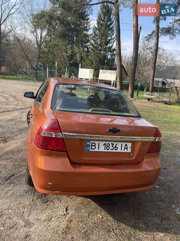 Седан Chevrolet Aveo 2008 в Карлівці