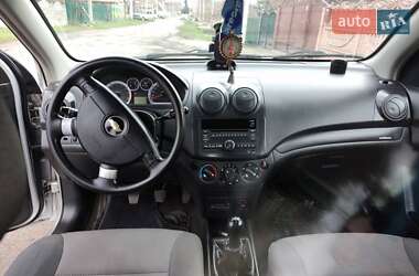 Хетчбек Chevrolet Aveo 2012 в 