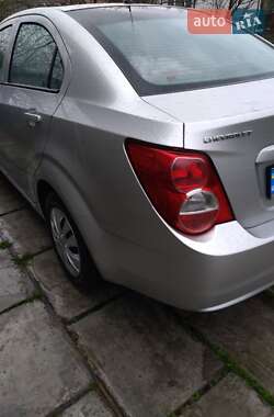 Седан Chevrolet Aveo 2012 в 