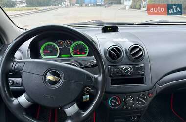 Хетчбек Chevrolet Aveo 2008 в 